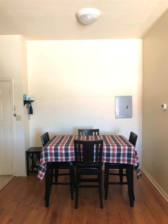 Foto del edificio - 104 Depot St