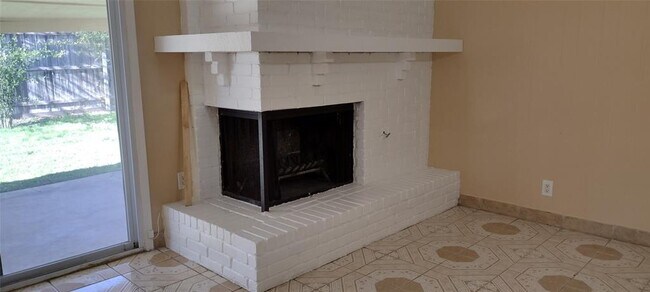 Foto del edificio - 10610 Berthound Dr