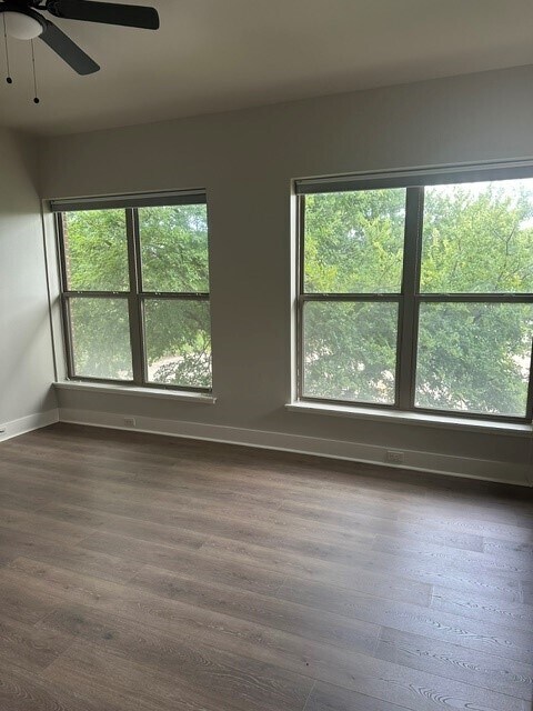 Foto del edificio - 1460 W Oleander St