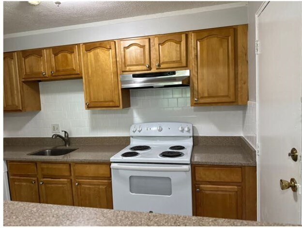 Building Photo - 55 Elmwood Park