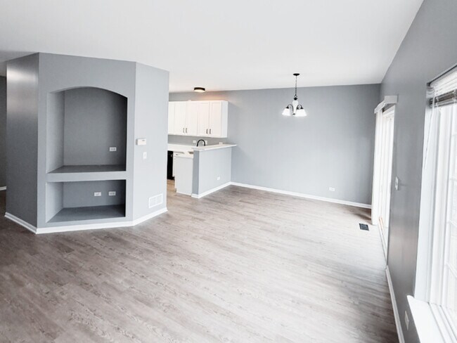 Foto del edificio - 3736 Munson St