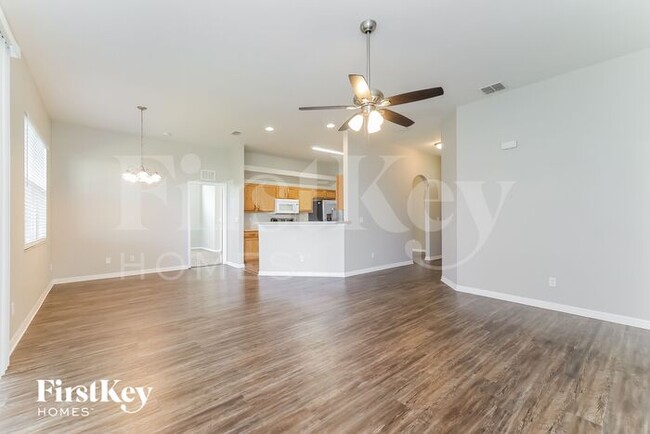 Building Photo - 452 Bay leaf Drive