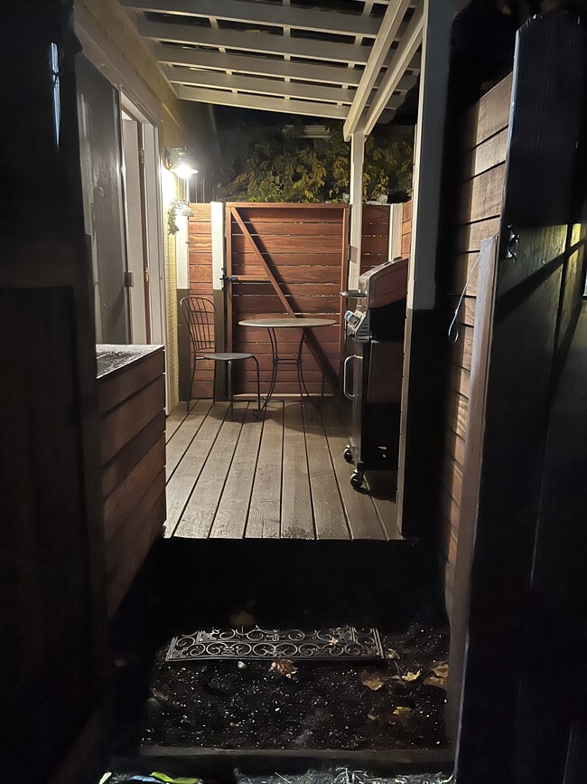 Covered Deck - 159 N Laurel St