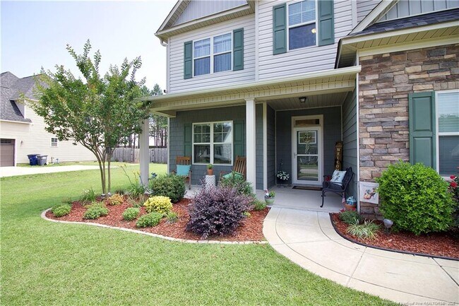 Foto del edificio - 197 Caswell Pines Ln