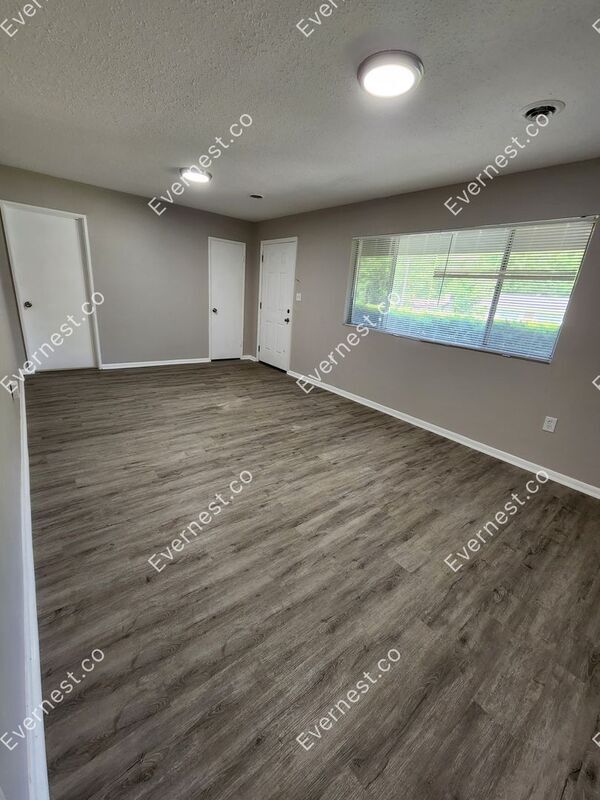 Building Photo - 3012 Marwood Dr