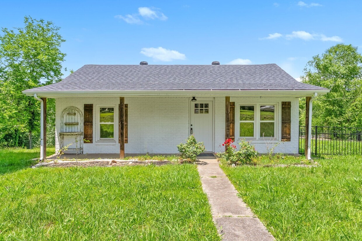 Primary Photo - 3969 Cumberland City Rd