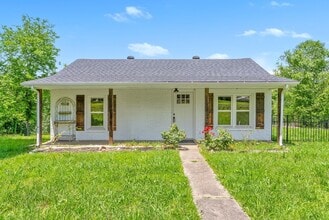 Building Photo - 3969 Cumberland City Rd