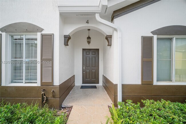 Building Photo - 8810 W Flagler St
