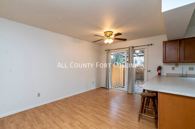 Building Photo - Midtown 4 Bedroom Town Home