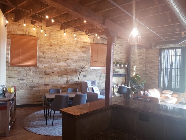 Building Photo - Pritzlaff Lofts