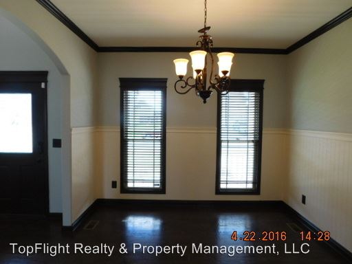 Building Photo - 3335 Cotham Ln