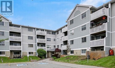 Building Photo - 214 Viewmount Dr