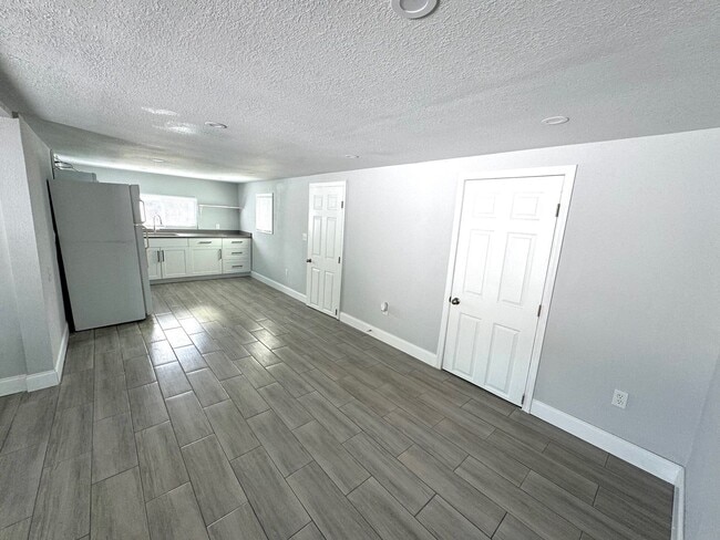 Foto del edificio - 515 49th Ave Terrace W
