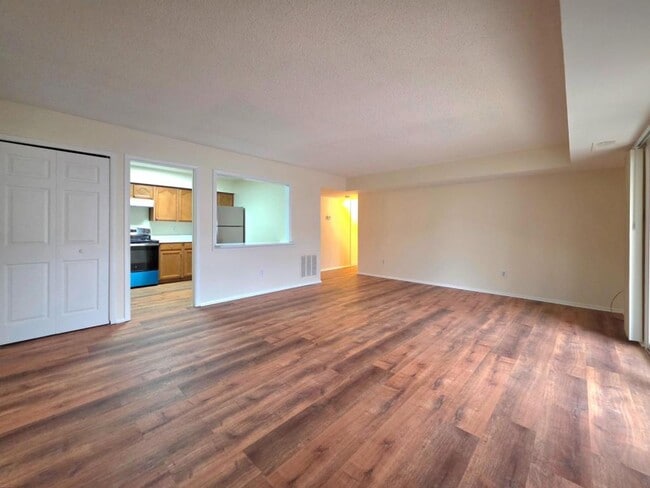 Foto del edificio - 3808 Laramie Pl