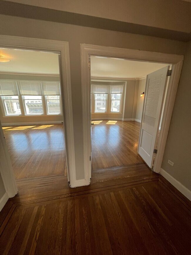 Building Photo - 2 bedroom in San Francisco CA 94109