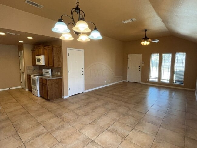 Building Photo - 5702 Aquarius Dr