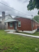Building Photo - 1908 Riverside Dr