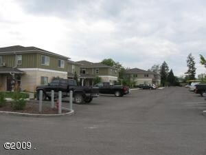 Building Photo - 45 Appleway Dr