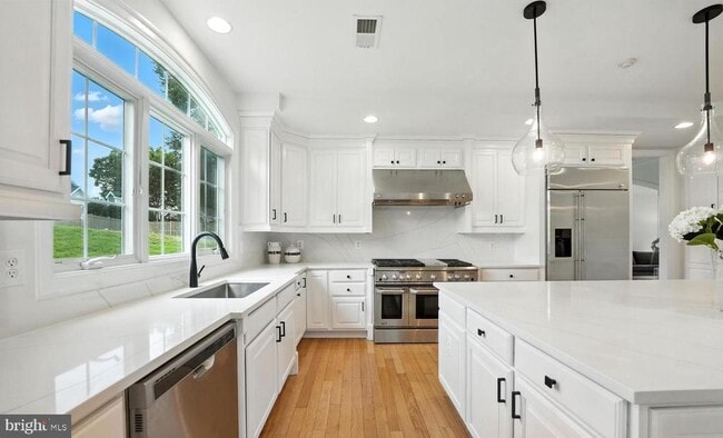 Building Photo - 6634 Brawner St