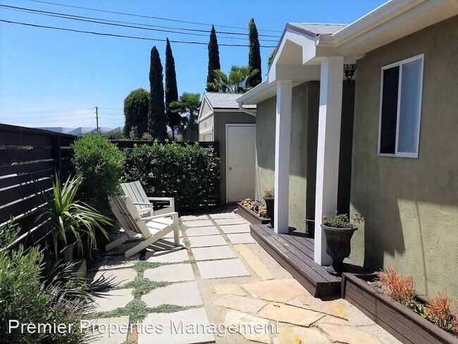 Foto del edificio - 3 br, 2 bath House - 3896 Harney St