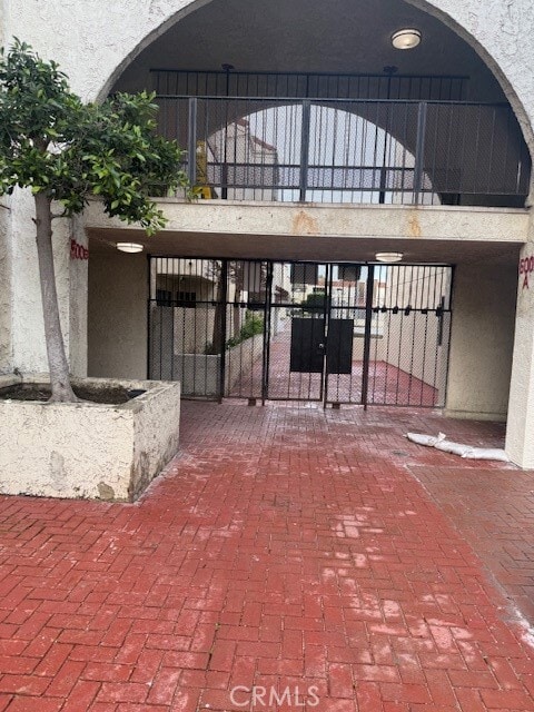 Building Photo - 600 W 3rd St