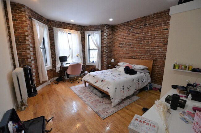 Foto del edificio - Hemenway Apartments