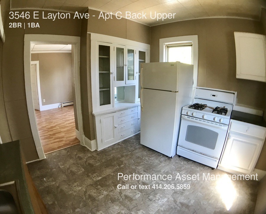 Building Photo - 3546 E Layton Ave