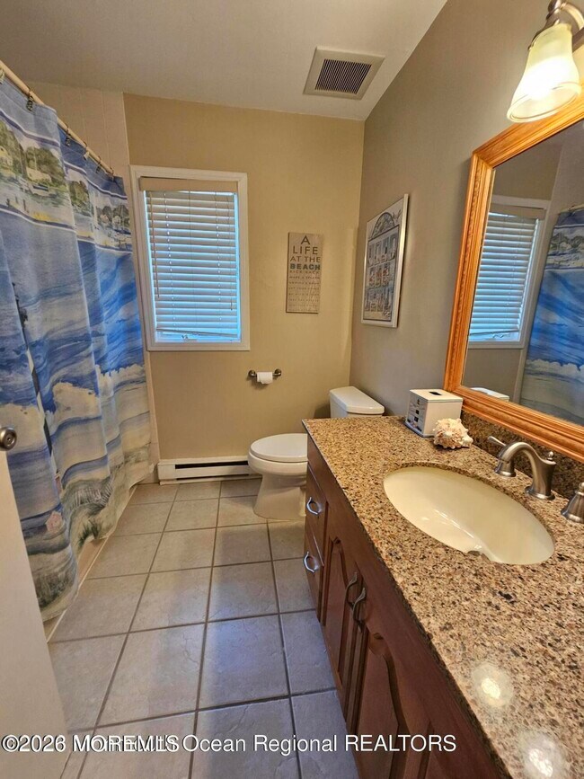 Foto del edificio - 1187 E Ocean Ave