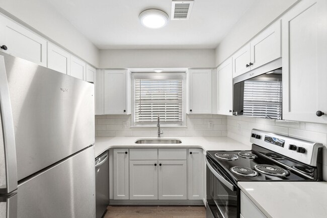 Building Photo - 187 S Eagle Creek Dr