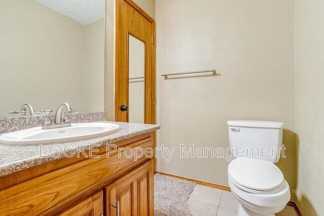 Foto del edificio - 6428 Lago Vista Dr