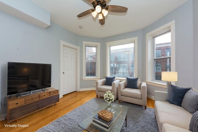 Foto del edificio - 3414 W Potomac Ave