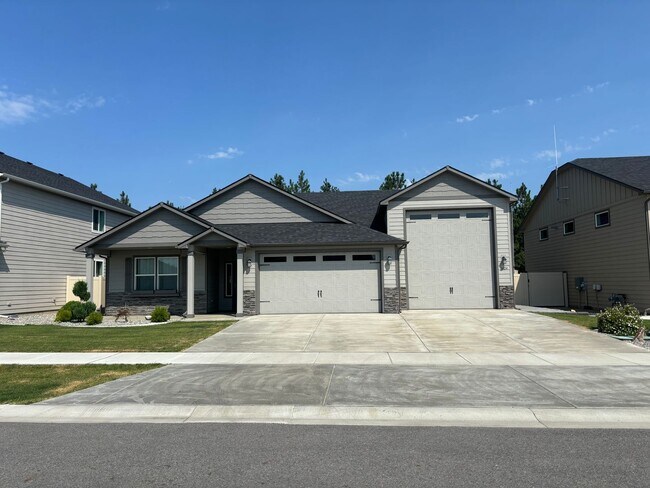 Foto del edificio - Single Level Post Falls Home (APP#233)
