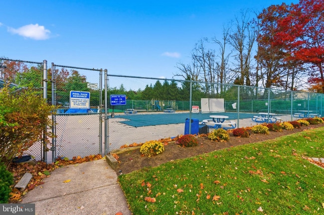 Building Photo - 30 Voscek Ct