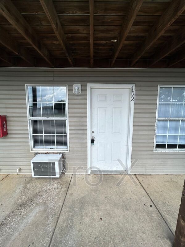 Photo - 1414 S Powell St Apartment