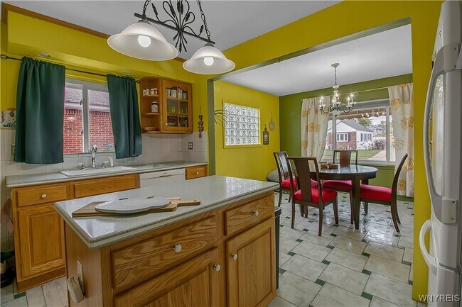 Foto del edificio - 179 Hamilton Blvd