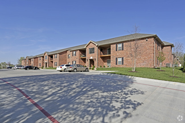 Foto del edificio - Woodfield Park Apartments