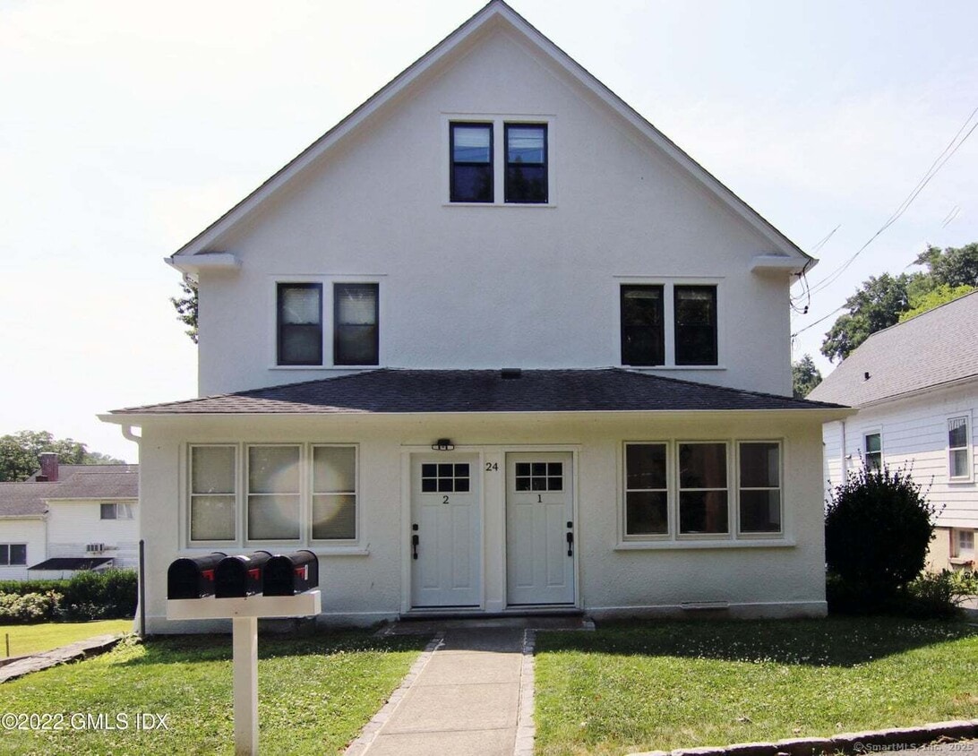 Primary Photo - 24 Comly Ave