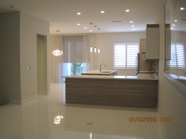 Foto del edificio - 4033 NW 17th Way