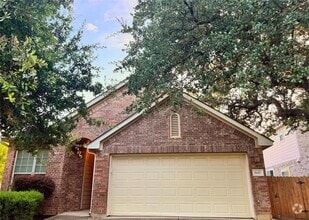 Building Photo - 600 Spanish Oak Terrace