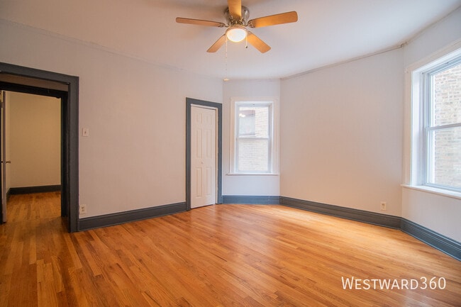 Building Photo - 7640 S Phillips-3F