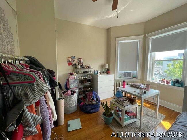 Building Photo - 1185 Commonwealth Ave