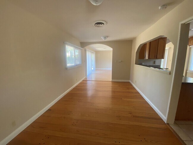 Building Photo - Lovely Large Corner Lot without HOA!