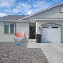 Building Photo - 1711-1713 W 8th St