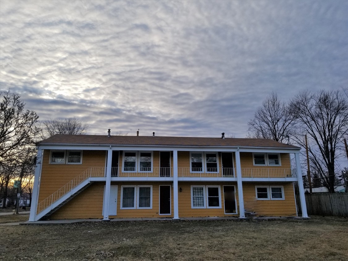 Primary Photo - 7518 Bluffton Rd