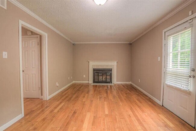 Foto del edificio - 5578 Sweet Gum Dr