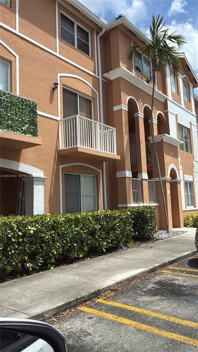 Building Photo - 7250 NW 177th St