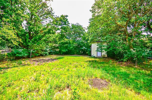 Building Photo - 2016 E Cherry St