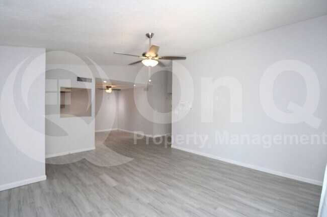 Building Photo - 2055 S Don Luis