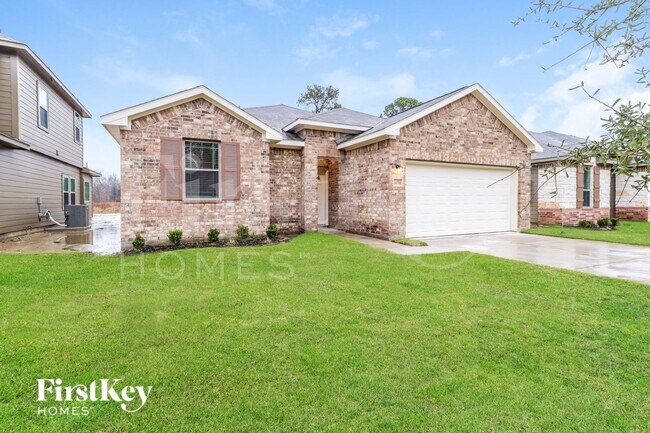 Foto del edificio - 14755 Country Club Dr