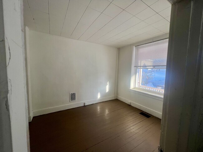 Foto del edificio - 26 N 16th St